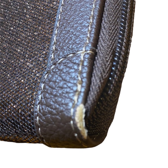 Relic Wristlet Clutch (NWT) - Picture 6 of 7